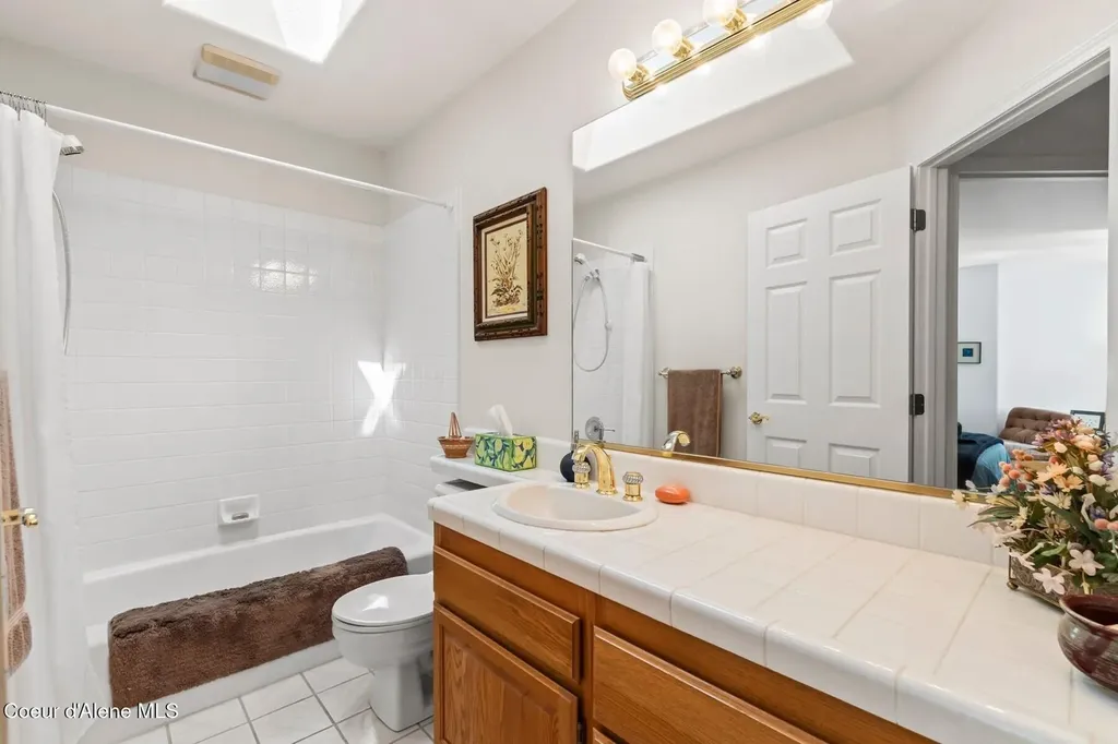 38 S Quail Run Sandpoint ID 83864