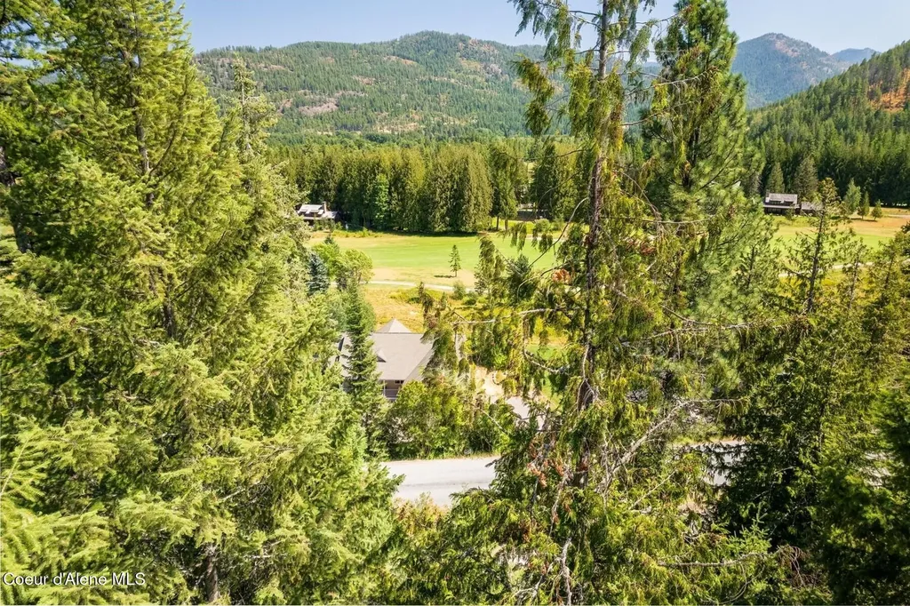 38 S Quail Run Sandpoint ID 83864