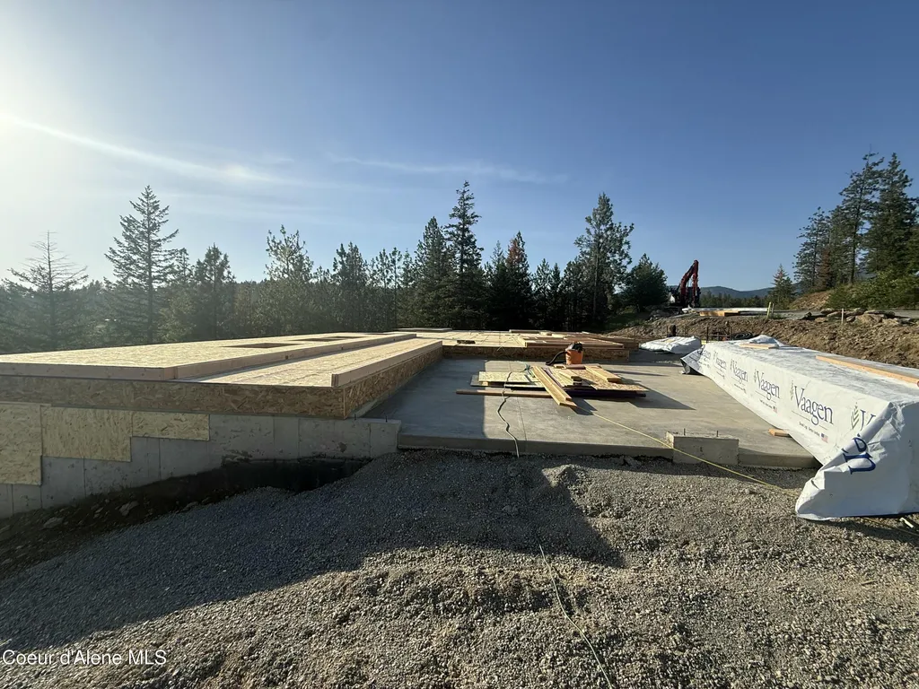 13373 N Spiral Ridge Trail Rathdrum ID 83858