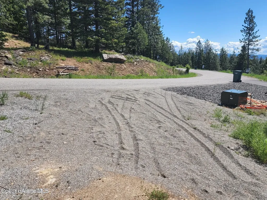 13373 N Spiral Ridge Trail Rathdrum ID 83858