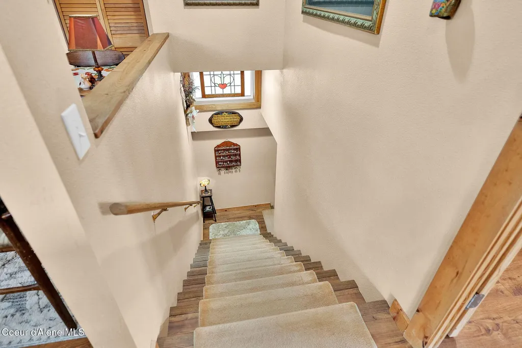 1695 E Round Lake Road St. Maries ID 83861