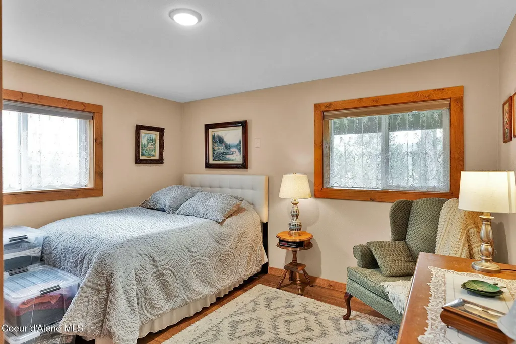 1695 E Round Lake Road St. Maries ID 83861