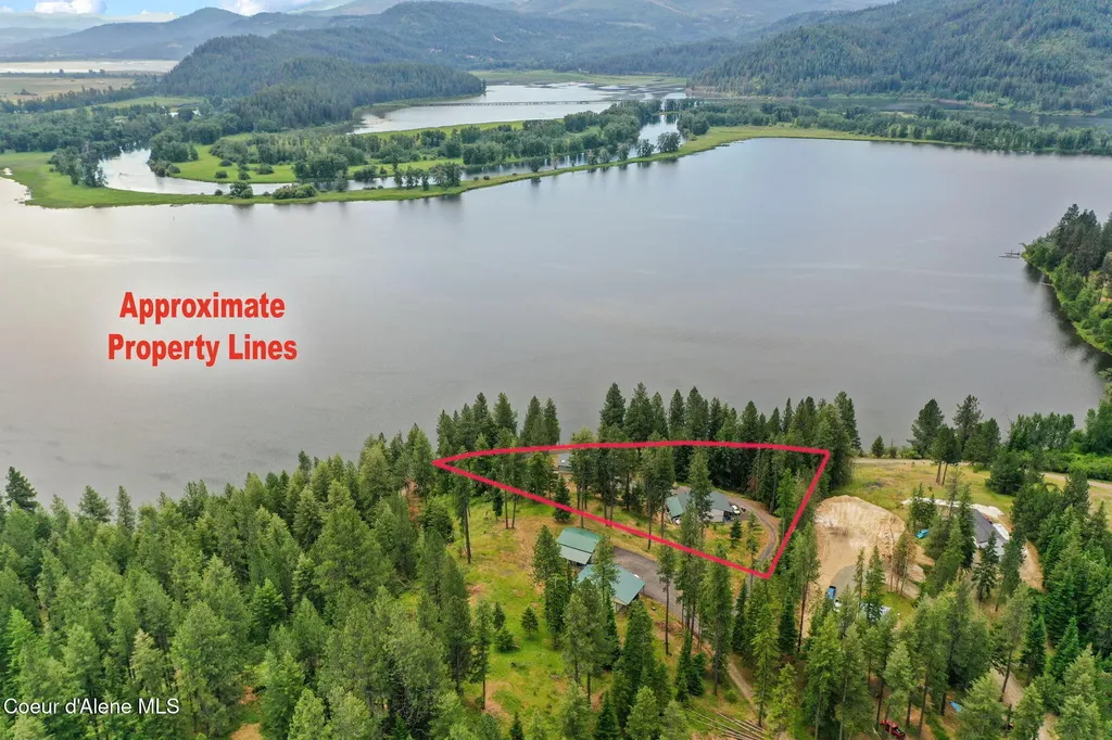1611 Round Lake Road St. Maries ID 83861