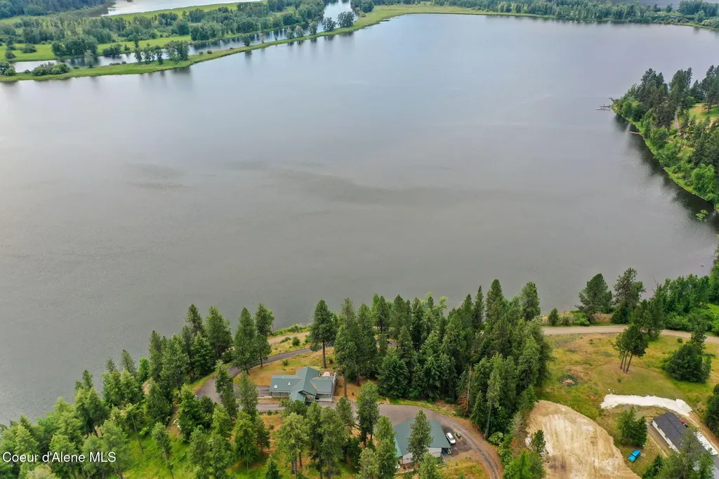 1611 Round Lake Road St. Maries ID 83861