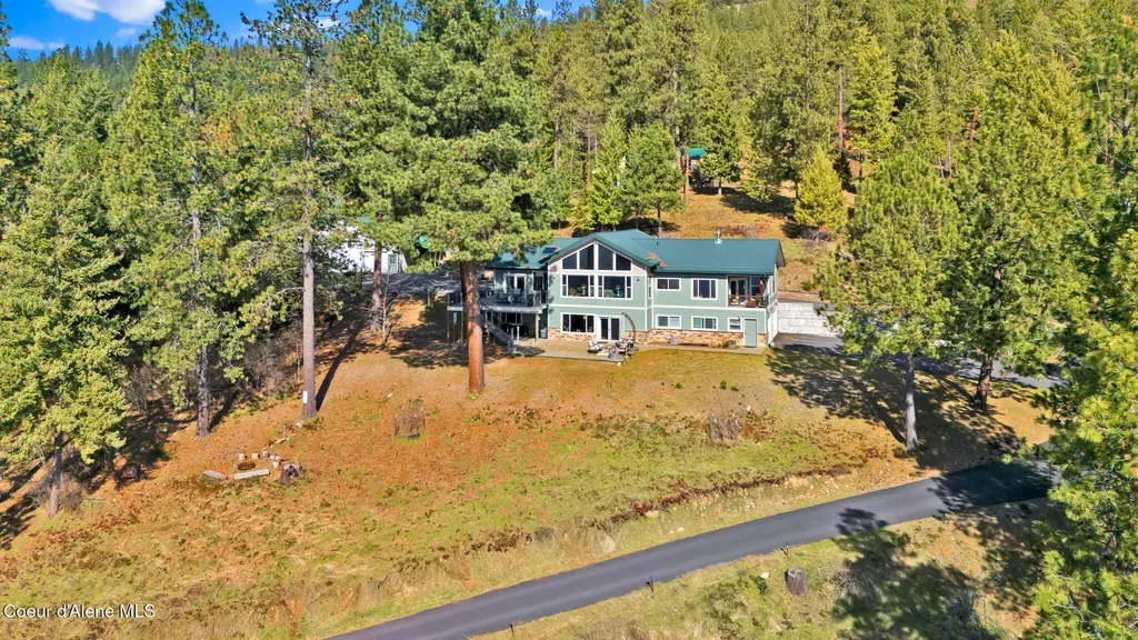 1611 Round Lake Road St. Maries ID 83861