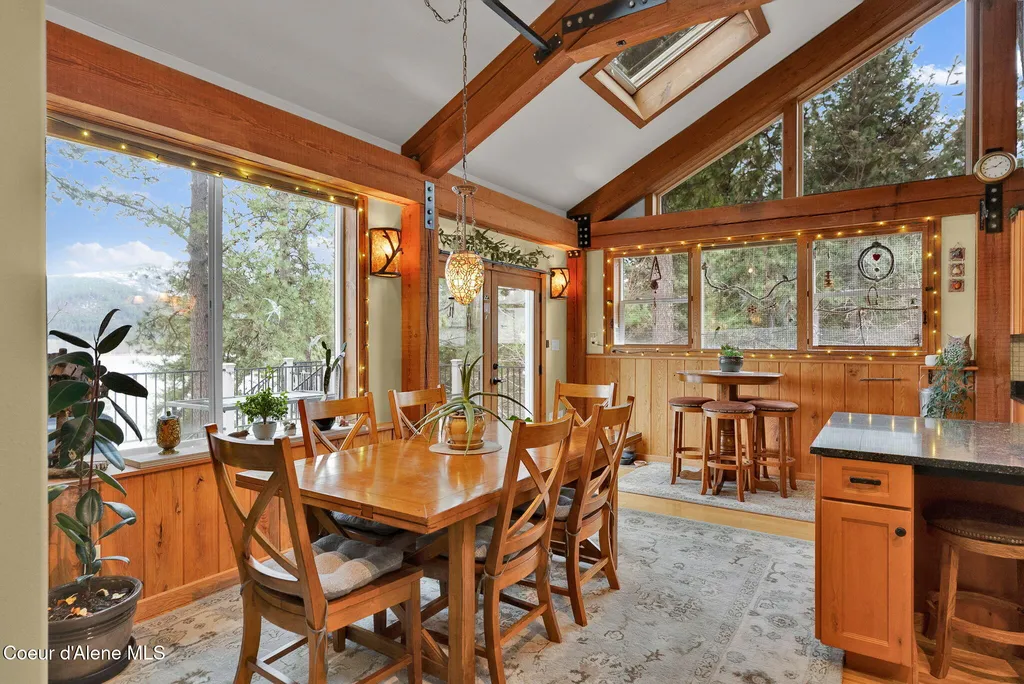 1611 Round Lake Road St. Maries ID 83861