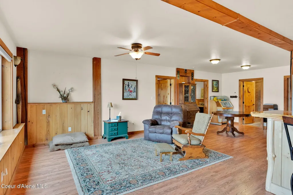 1611 Round Lake Road St. Maries ID 83861