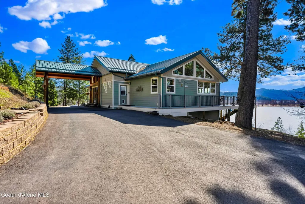 1611 Round Lake Road St. Maries ID 83861