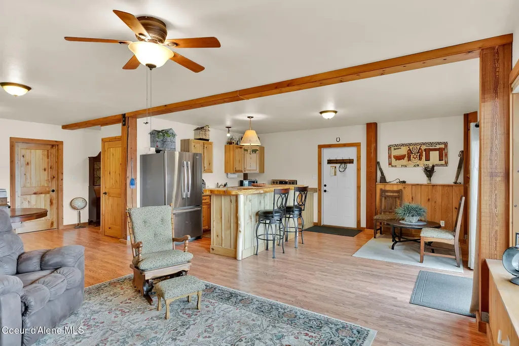 1611 Round Lake Road St. Maries ID 83861