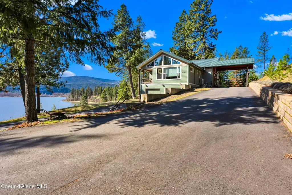 1611 Round Lake Road St. Maries ID 83861
