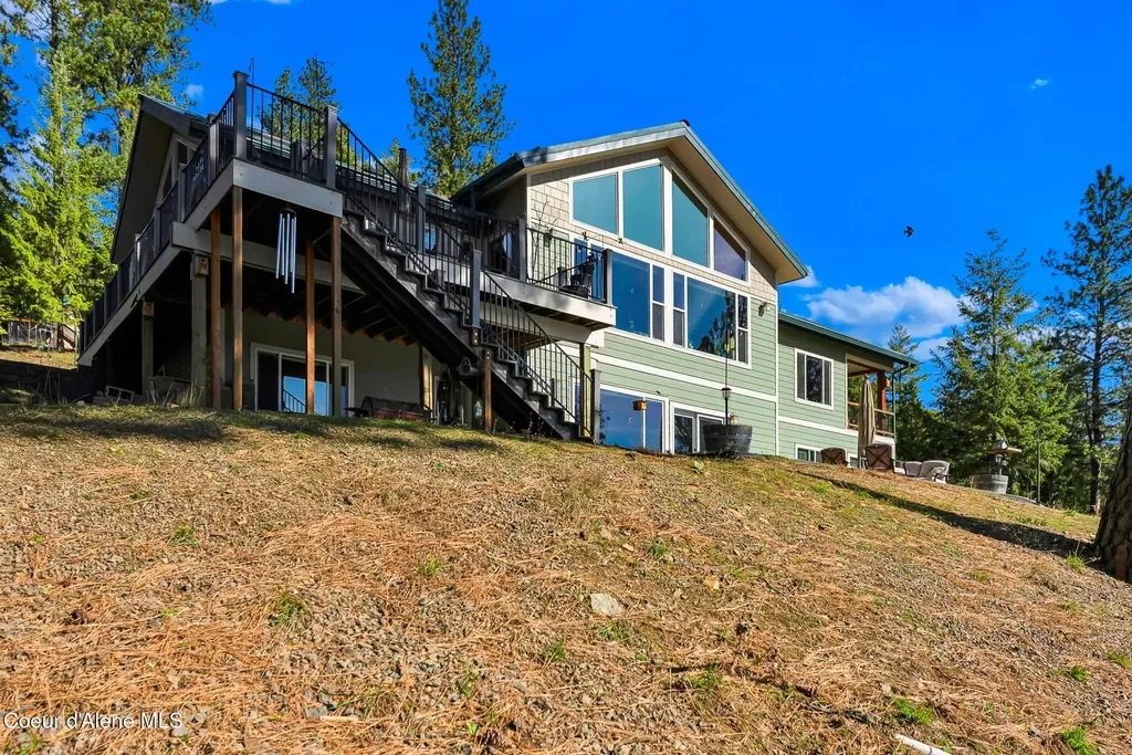 1611 Round Lake Road St. Maries ID 83861