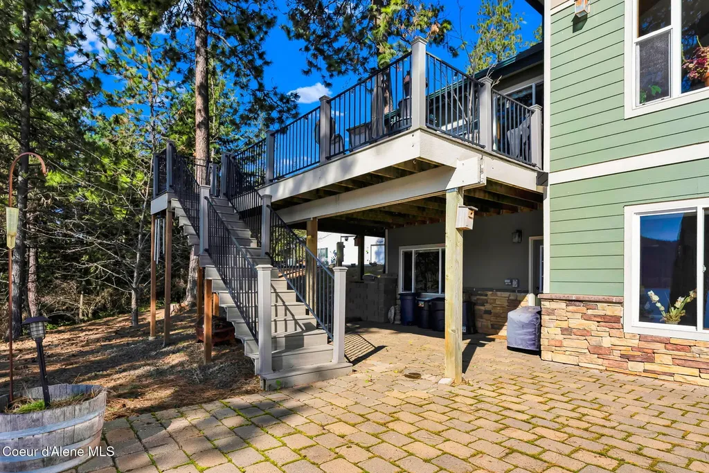 1611 Round Lake Road St. Maries ID 83861