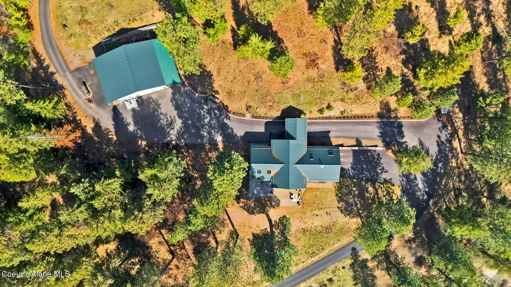 1611 Round Lake Road St. Maries ID 83861