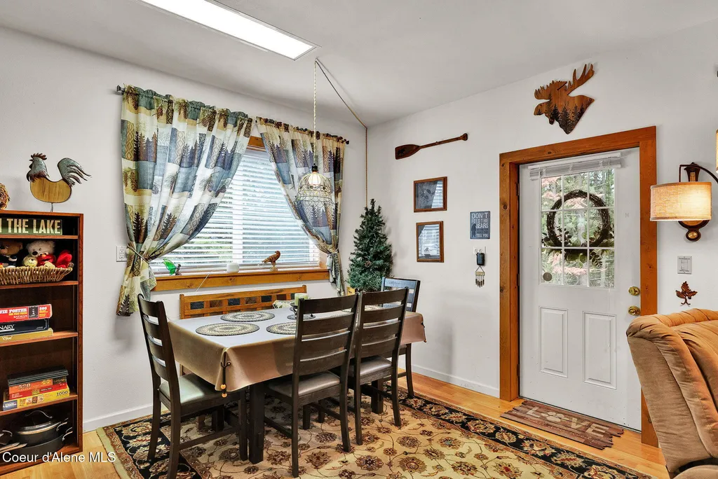 1611 Round Lake Road St. Maries ID 83861