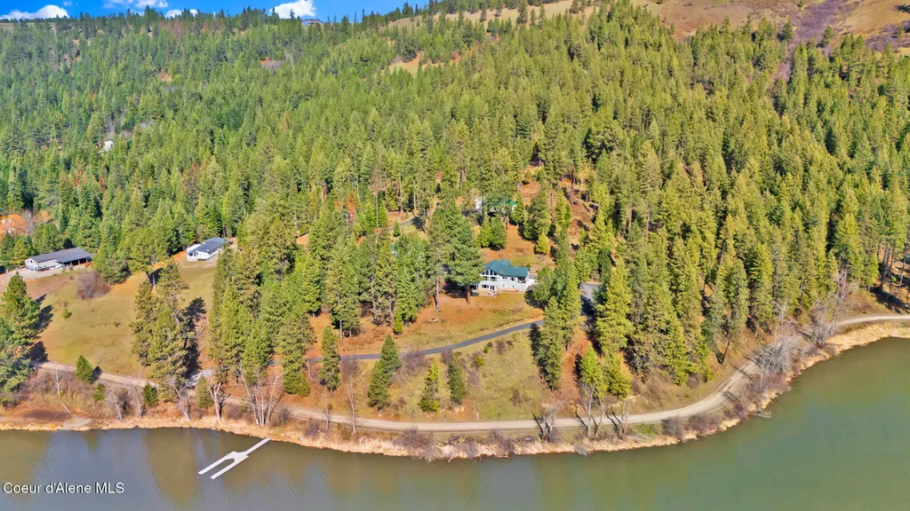 1611 Round Lake Road St. Maries ID 83861