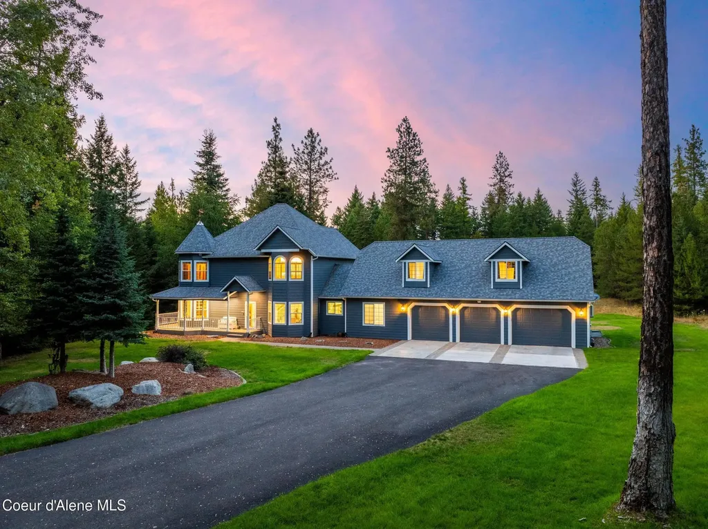3825 E English Point Road Hayden ID 83835