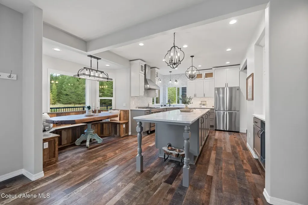 3825 E English Point Road Hayden ID 83835
