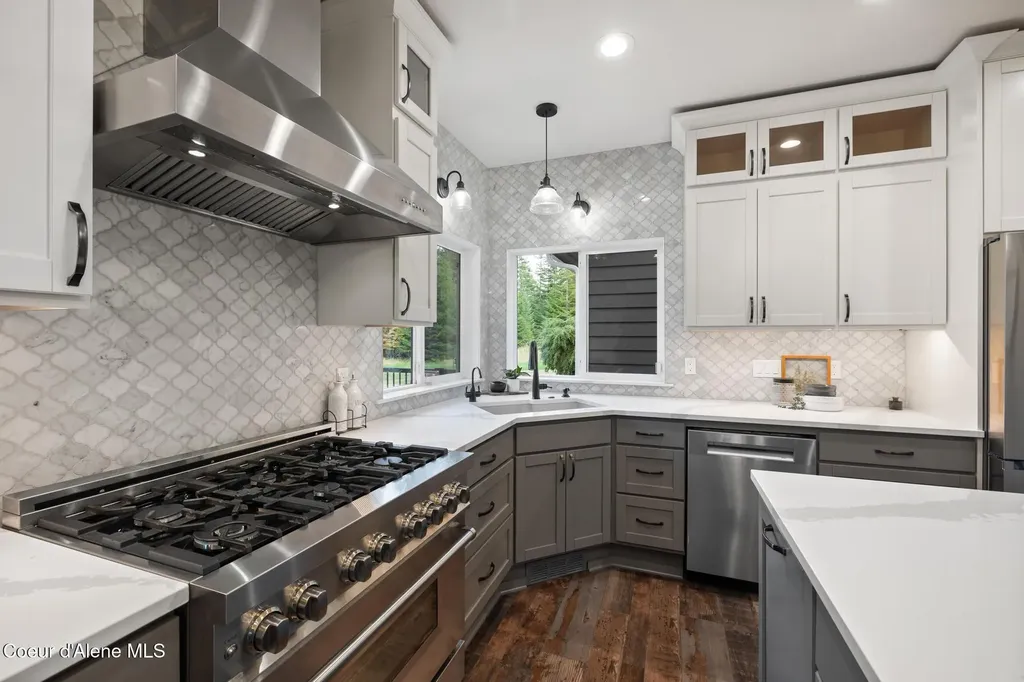 3825 E English Point Road Hayden ID 83835