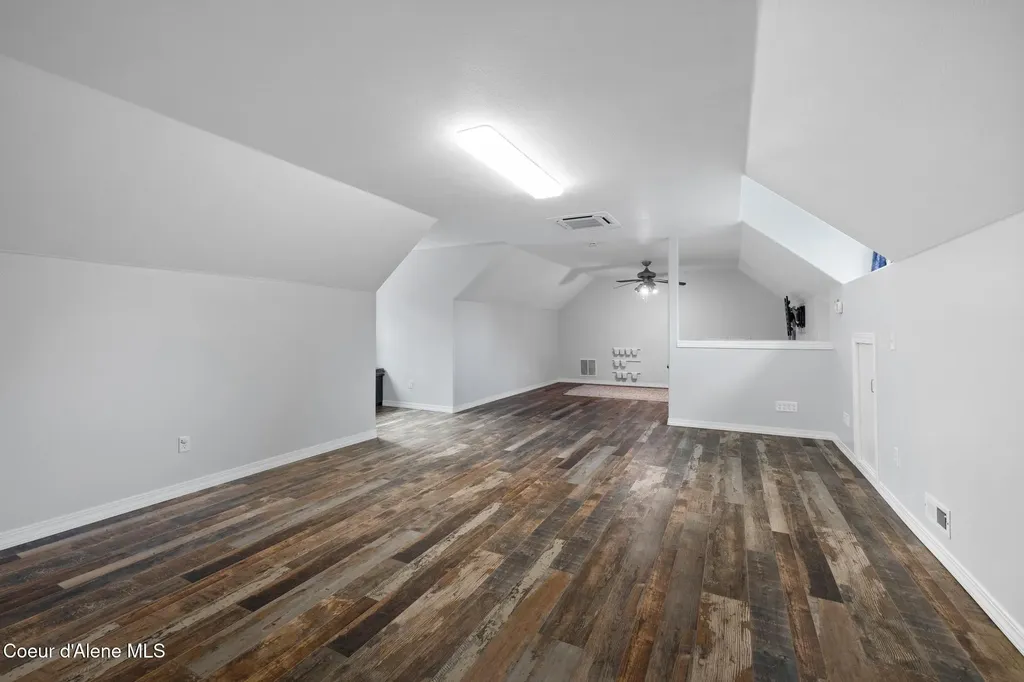 3825 E English Point Road Hayden ID 83835
