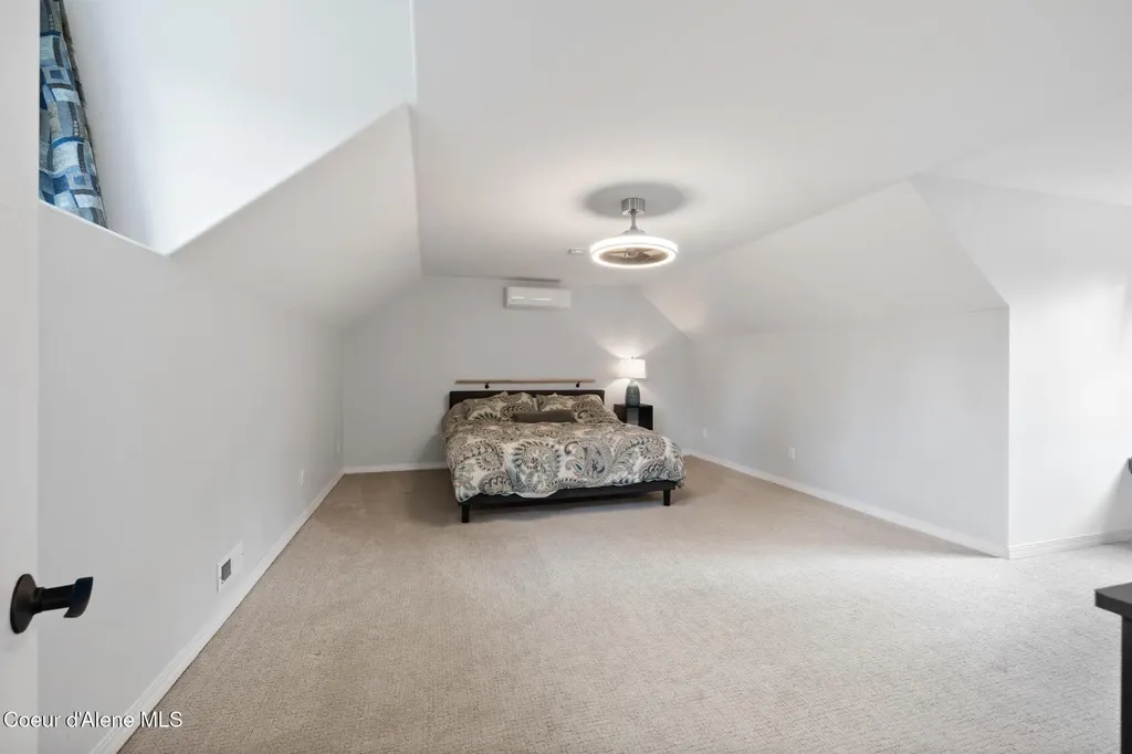3825 E English Point Road Hayden ID 83835