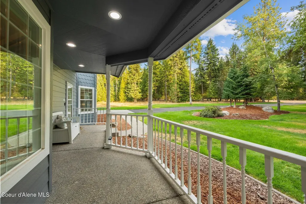 3825 E English Point Road Hayden ID 83835