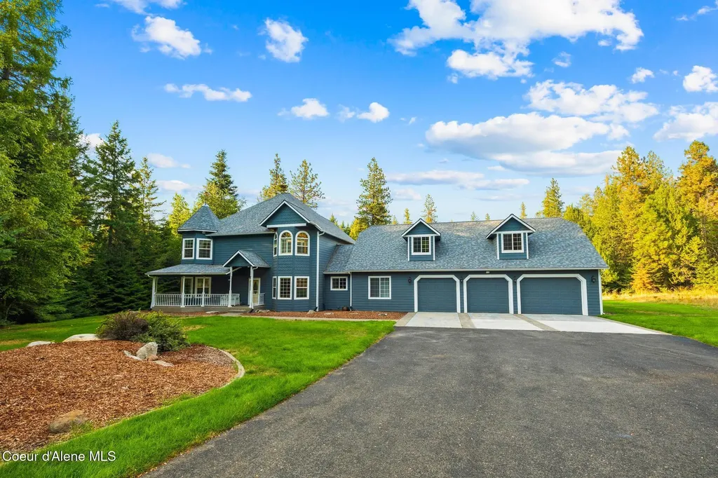 3825 E English Point Road Hayden ID 83835