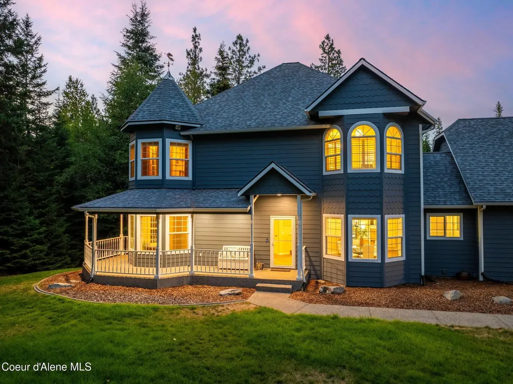3825 E English Point Road Hayden ID 83835