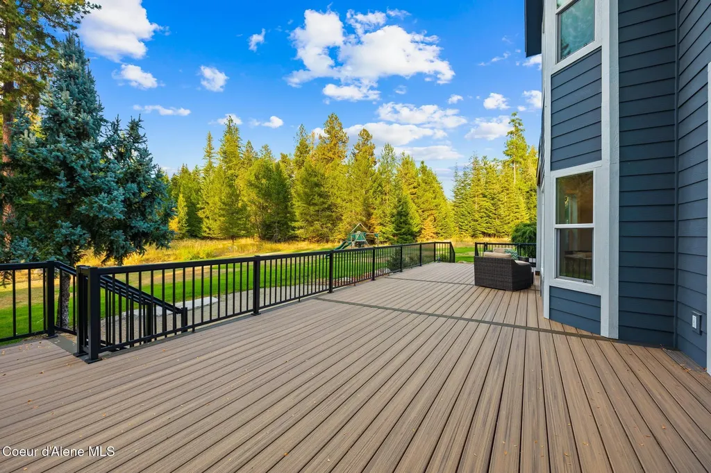 3825 E English Point Road Hayden ID 83835
