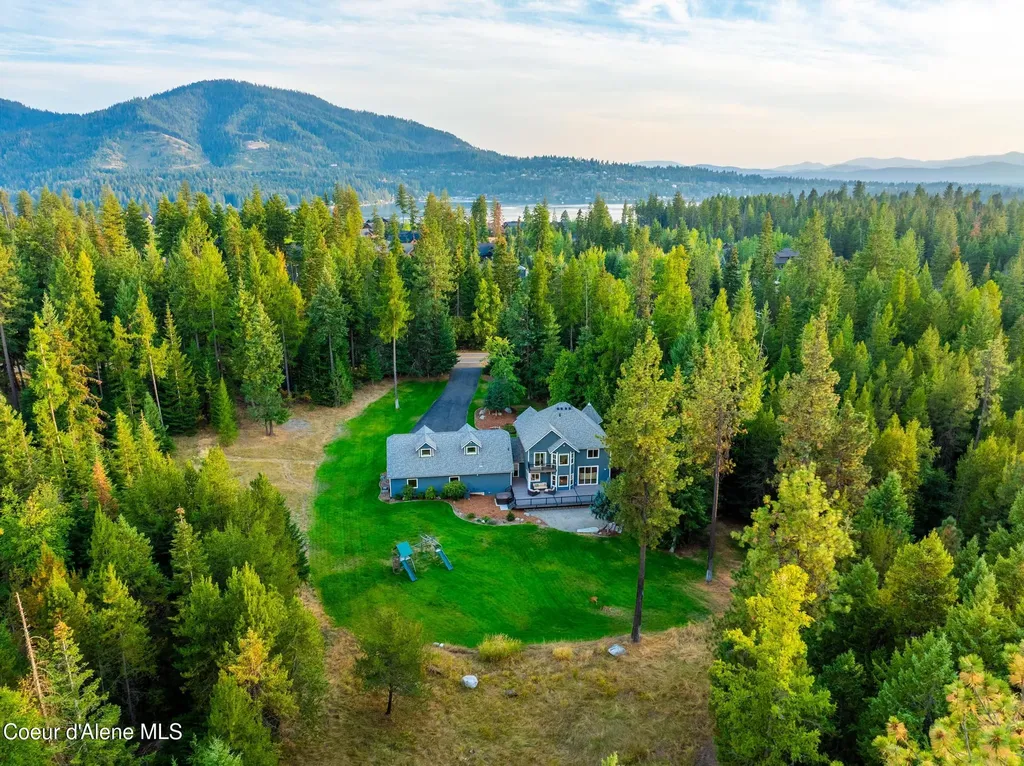 3825 E English Point Road Hayden ID 83835