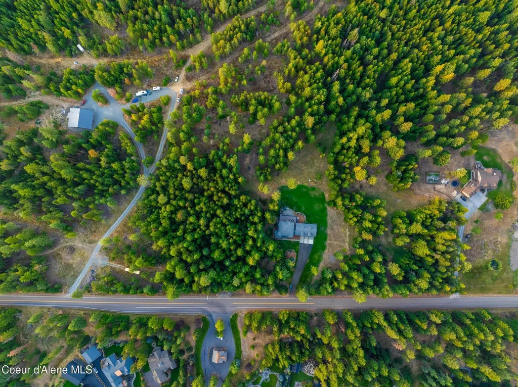 3825 E English Point Road Hayden ID 83835