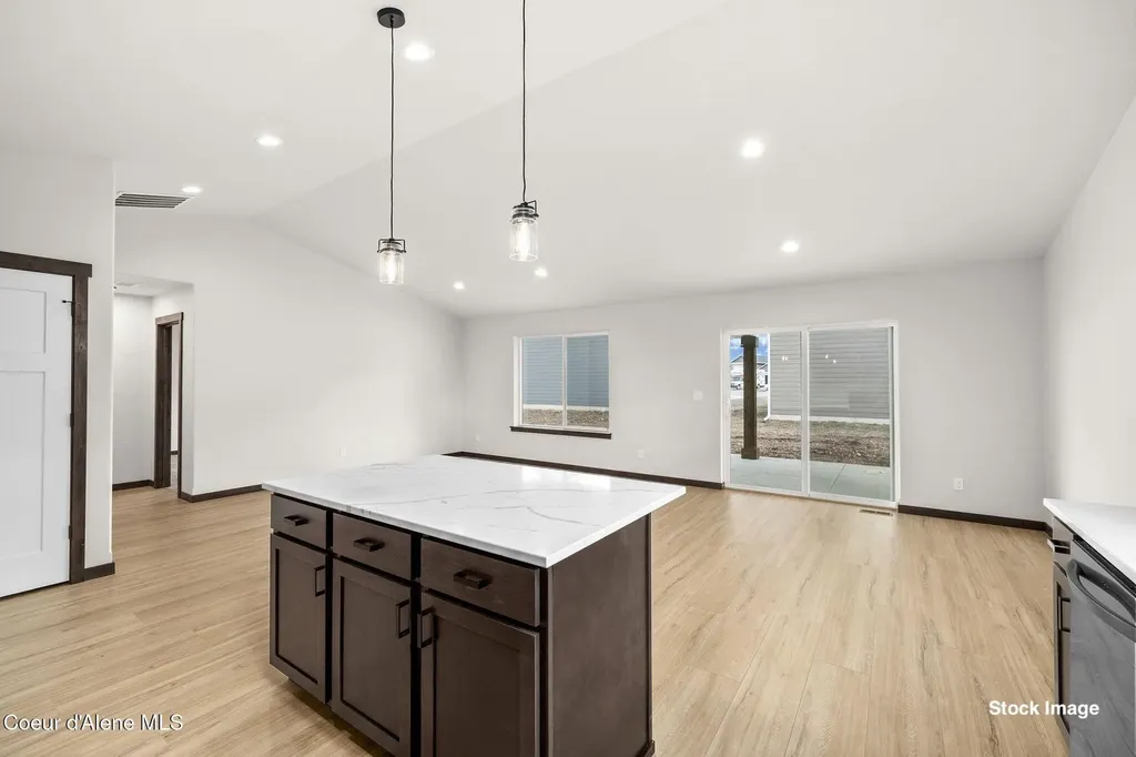 12013 N Lennon Lane Rathdrum ID 83858