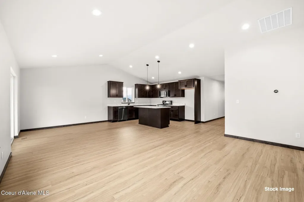 12013 N Lennon Lane Rathdrum ID 83858