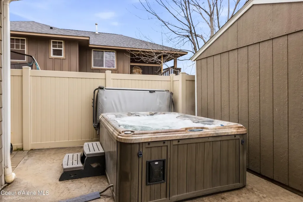 3250 N Durrow Loop Post Falls ID 83854