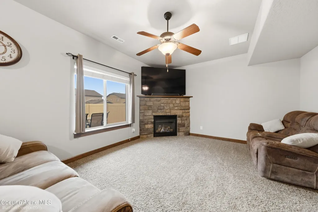 3250 N Durrow Loop Post Falls ID 83854