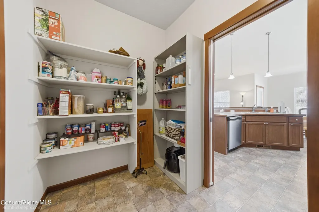 8337 N Boysenberry Loop Hayden ID 83835