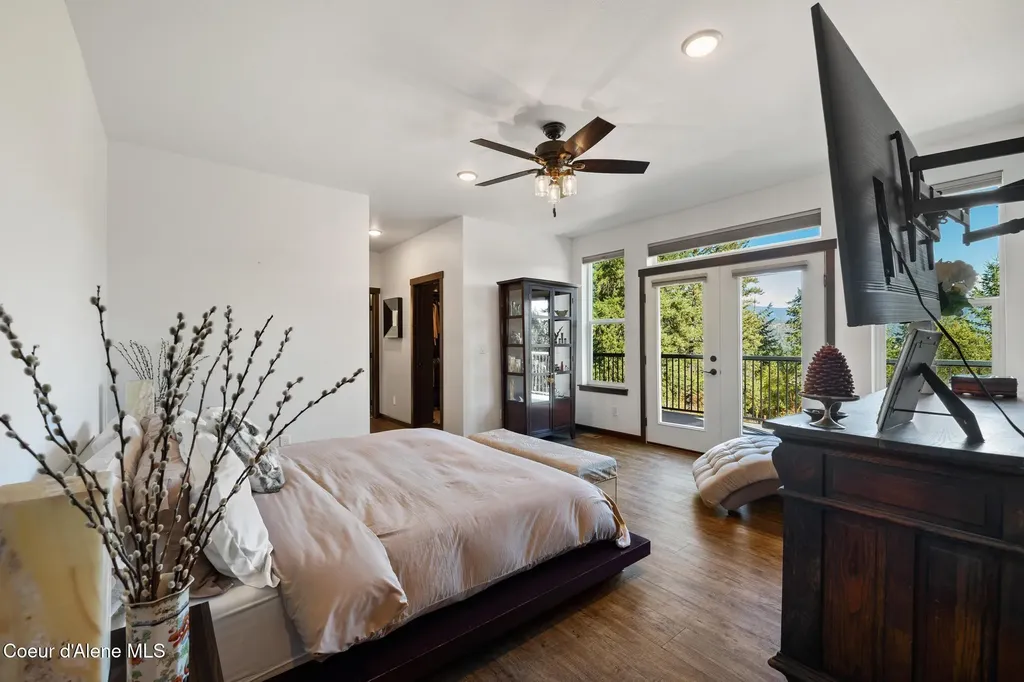 37511 E Hayden Lake Road Hayden ID 83835