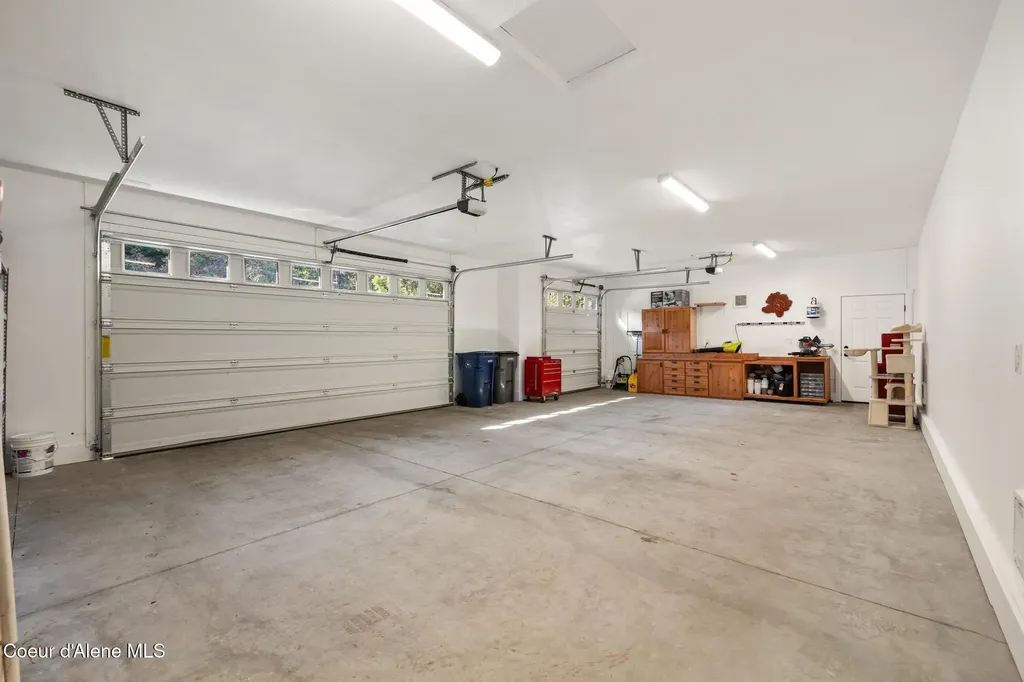 37511 E Hayden Lake Road Hayden ID 83835