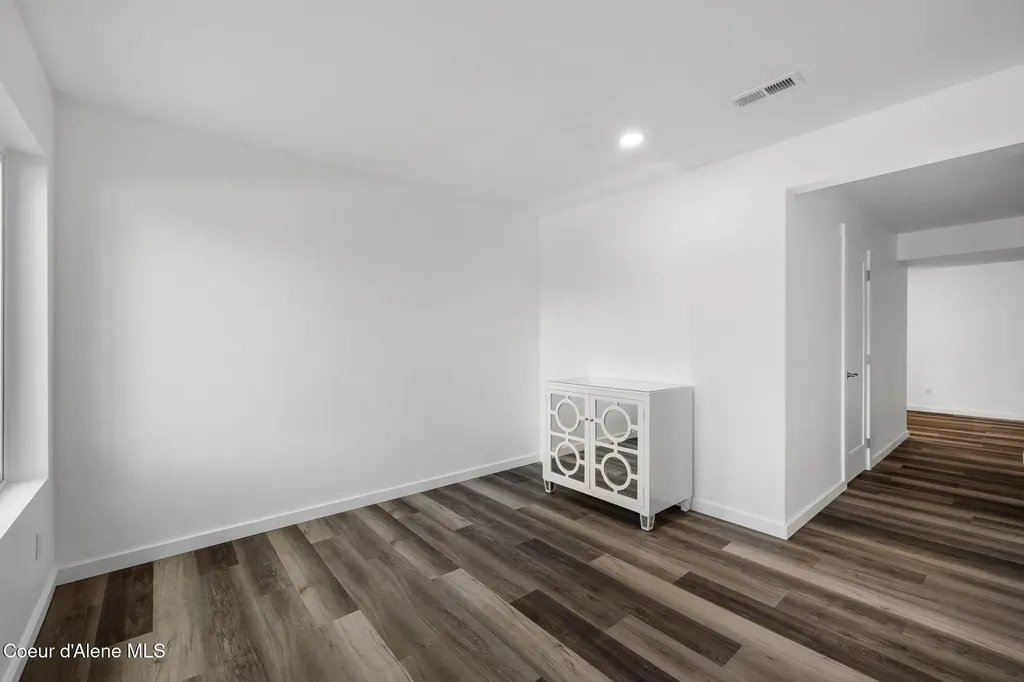 37511 E Hayden Lake Road Hayden ID 83835