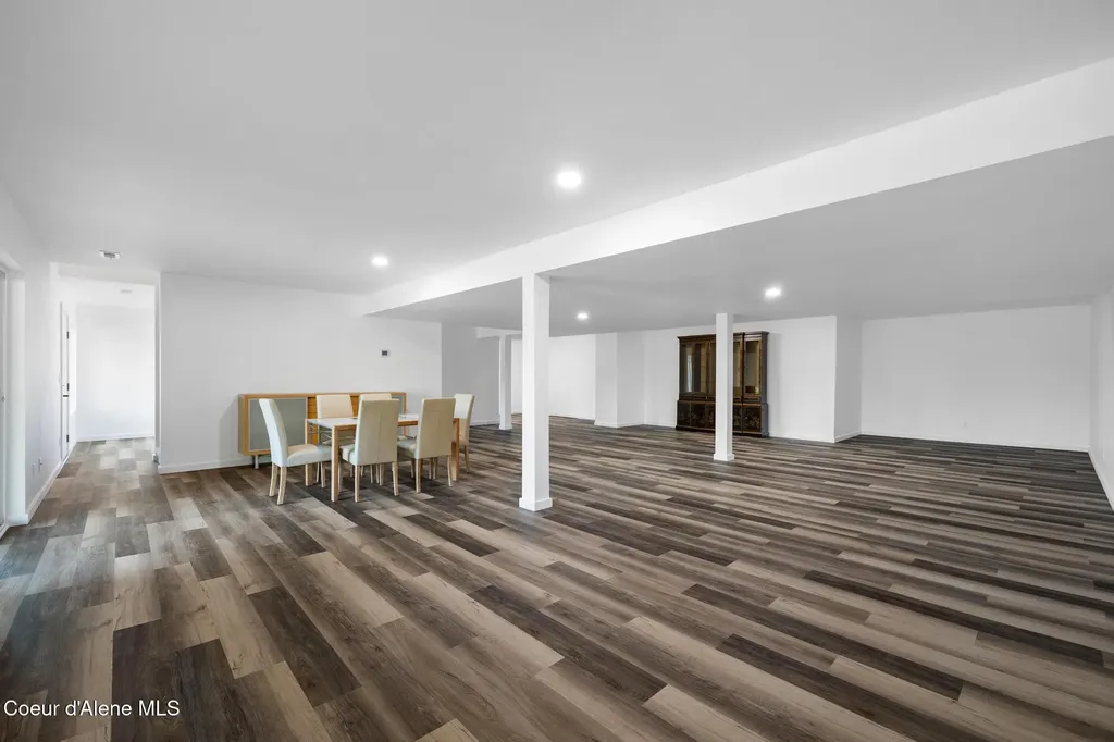 37511 E Hayden Lake Road Hayden ID 83835