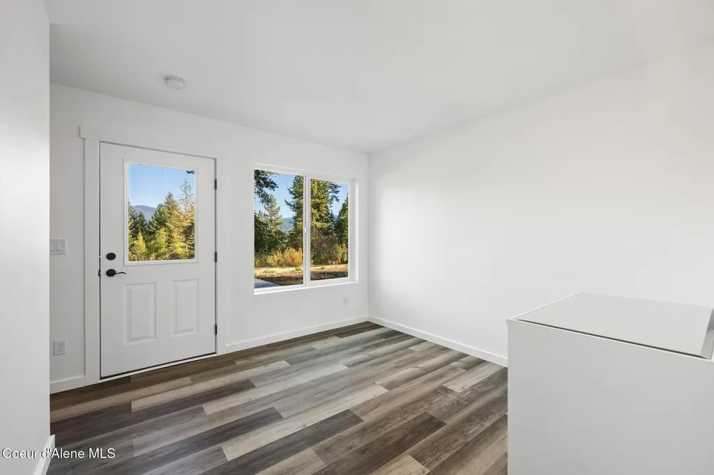 37511 E Hayden Lake Road Hayden ID 83835