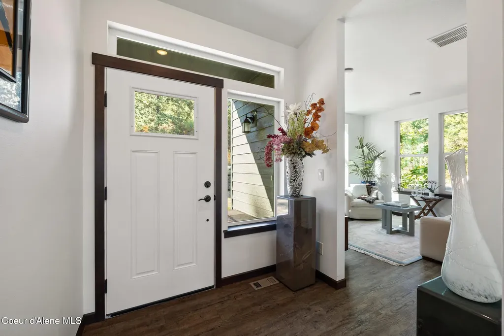 37511 E Hayden Lake Road Hayden ID 83835