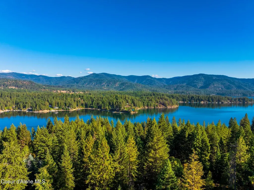 37511 E Hayden Lake Road Hayden ID 83835