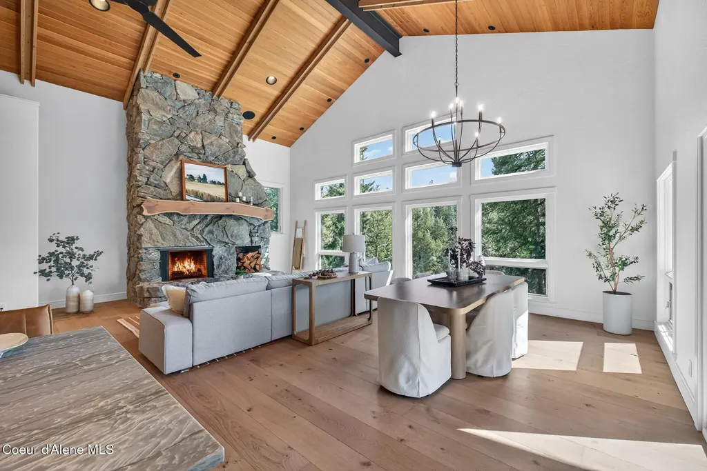 10812 N Lakeview Drive Hayden Lake ID 83835