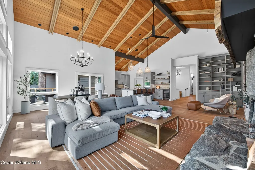10812 N Lakeview Drive Hayden Lake ID 83835