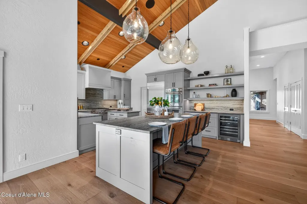 10812 N Lakeview Drive Hayden Lake ID 83835