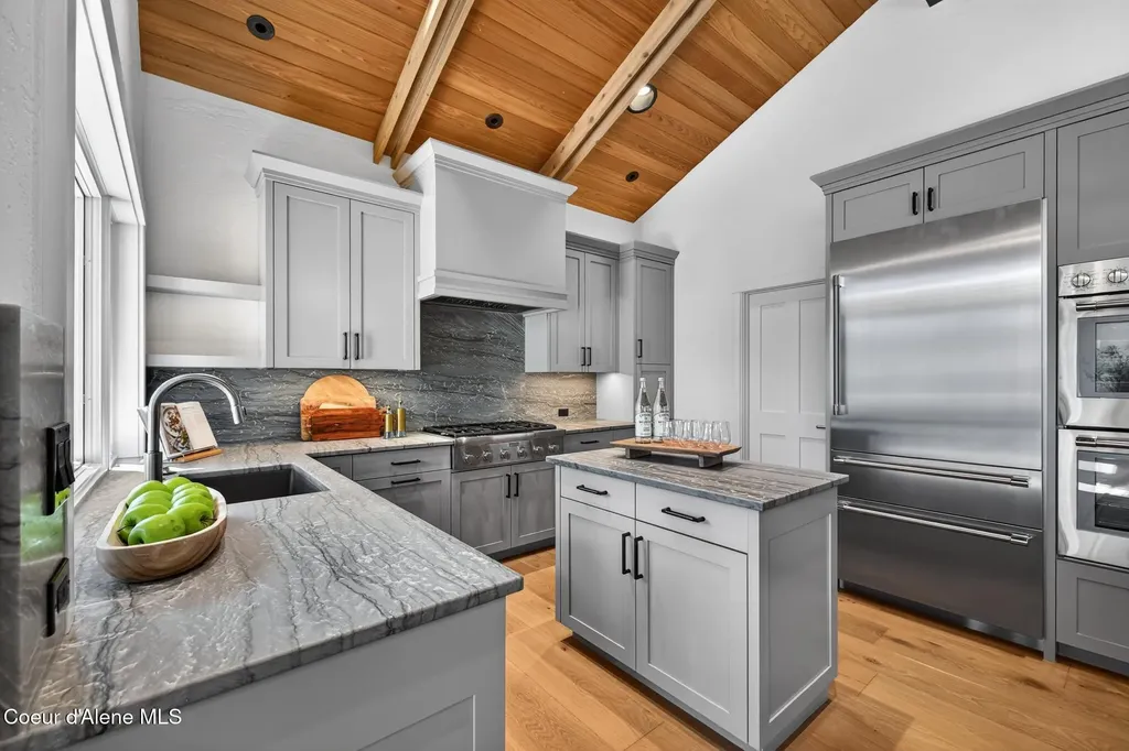 10812 N Lakeview Drive Hayden Lake ID 83835