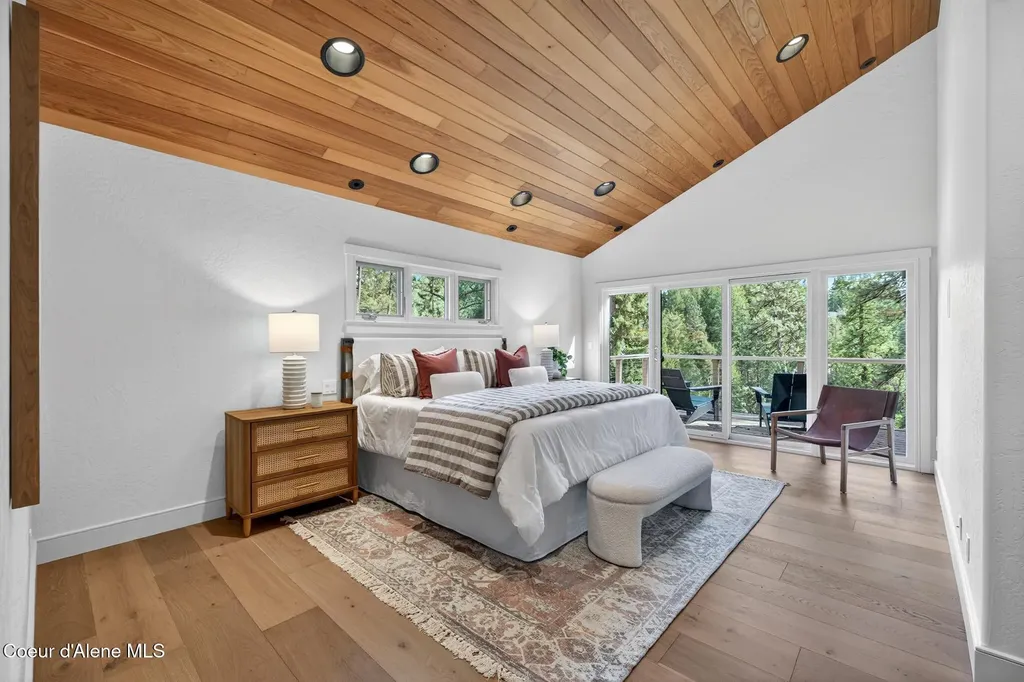 10812 N Lakeview Drive Hayden Lake ID 83835