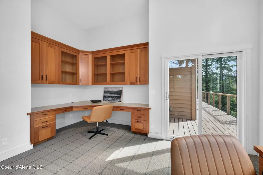 10812 N Lakeview Drive Hayden Lake ID 83835