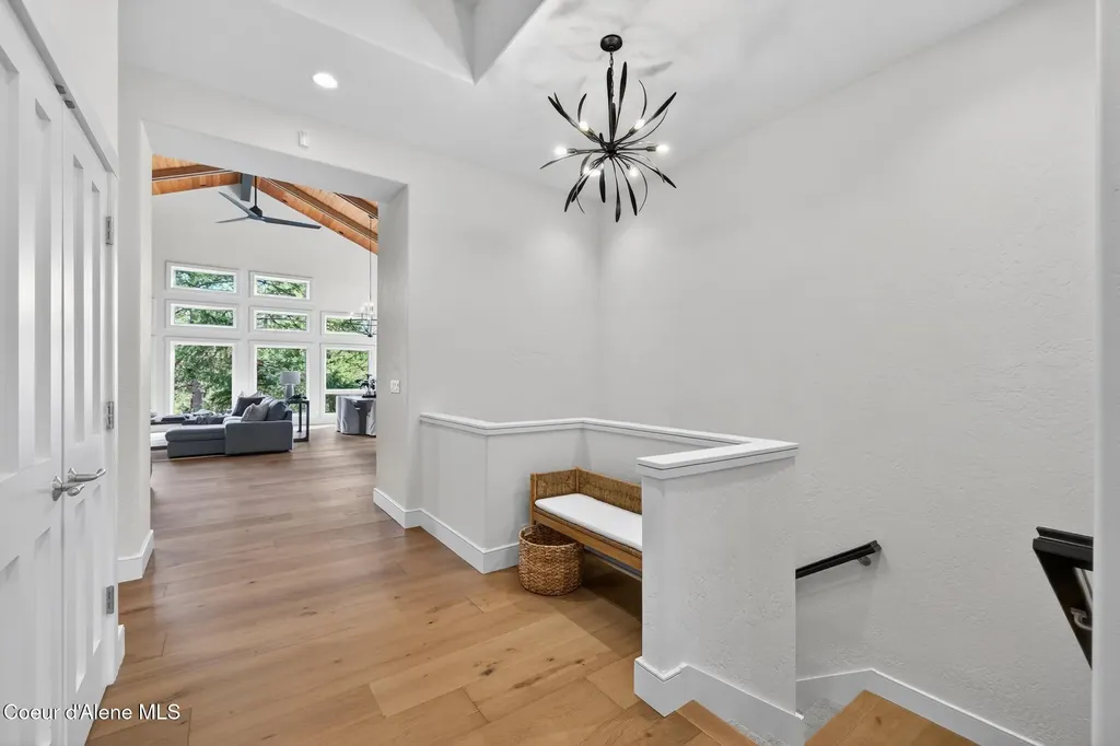 10812 N Lakeview Drive Hayden Lake ID 83835