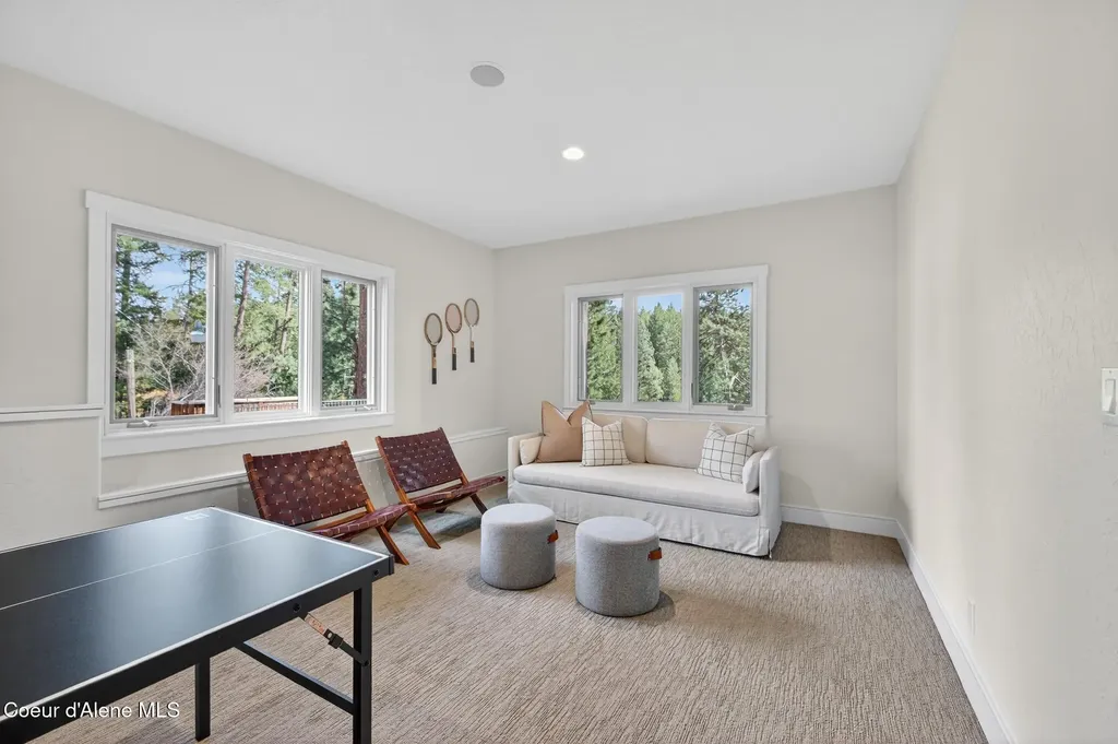 10812 N Lakeview Drive Hayden Lake ID 83835